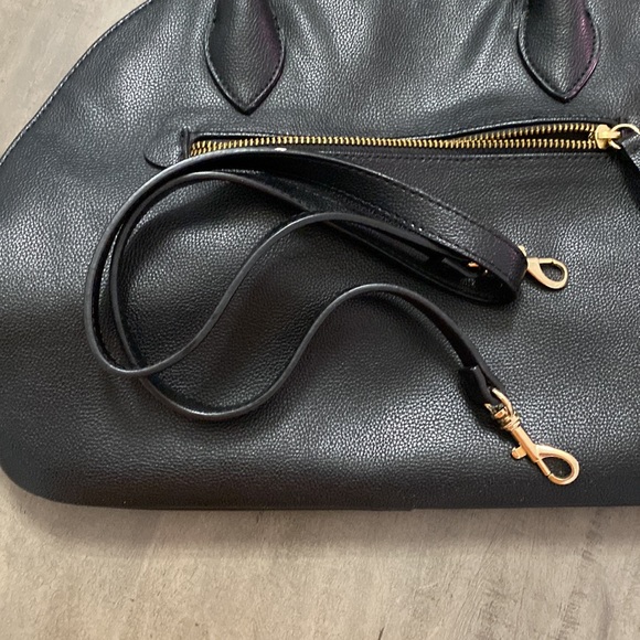 Express Handbag - Picture 8 of 9